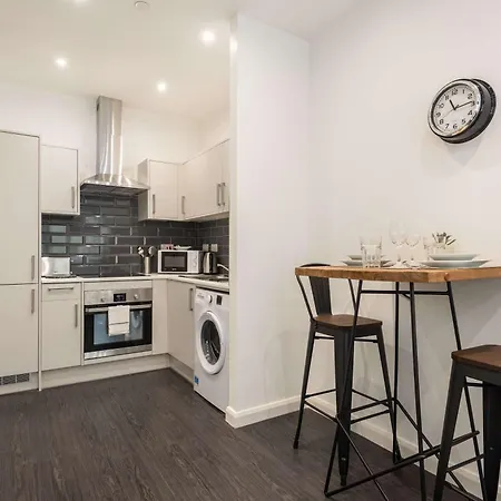 Fantastic 1 Bedroom In